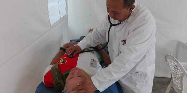 Brigada médica en la comunidad La Florida