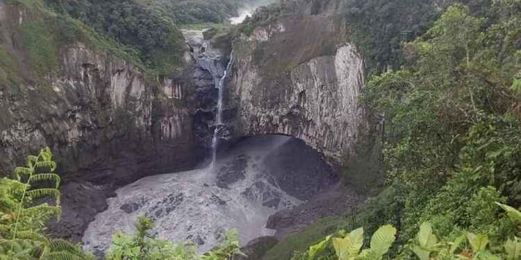 Cascada de San Rafael se cambia de lugar