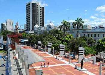 Guayaquil: Cierra Malecón Simón Bolívar este feriado para evitar propagación de COVID-19