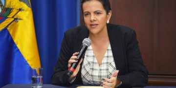 ¿Feriados de noviembre no se suspenderán a pesar de pedidos de médicos?
