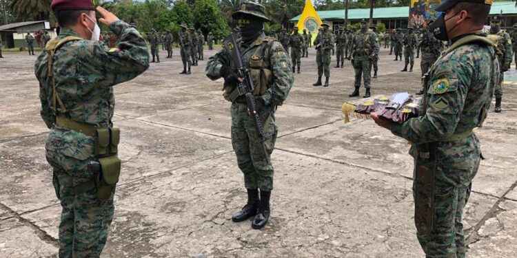 Ceremonia de la clausura del LIII curso de tigre, en Brigada de Selva Napo