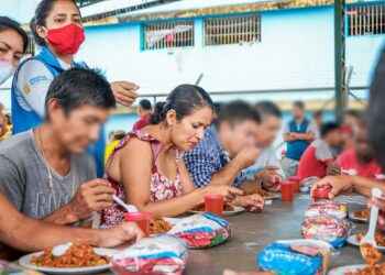 Cena navideña con personas privadas de la libertad en Lago Agrio.