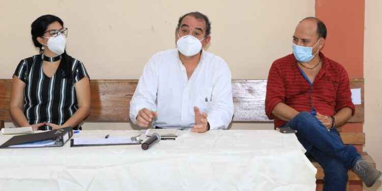 Gestión interinstitucional para mejorar niveles de comercialización de agricultura campesina.