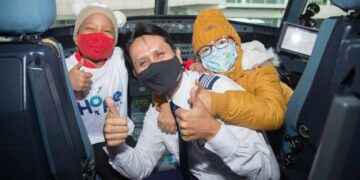 Avión solidario de LATAM contribuyó para que las niñas de SOLCA Guayaquil viajen