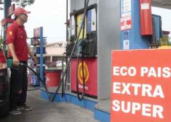 Gobierno suspende incremento mensual de gasolinas y diesel