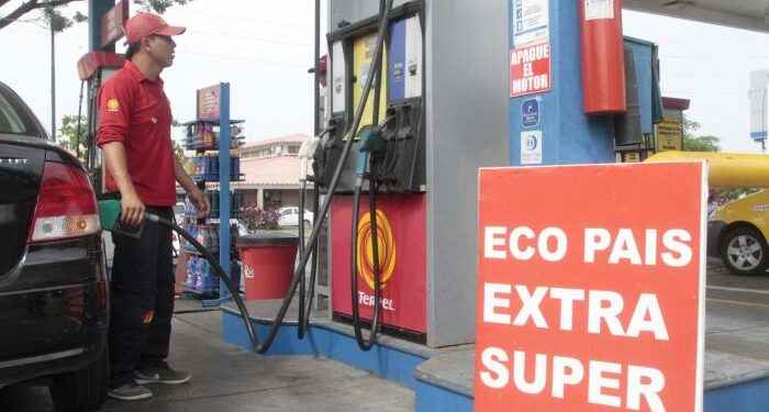 Gobierno suspende incremento mensual de gasolinas y diesel