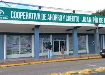 Gran interés de la ciudadanía de Nueva Loja por ser socios y obtener beneficios de la cooperativa de ahorros, Juan Pío de Mora.