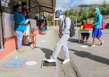 COE determinará retorno a clases presenciales