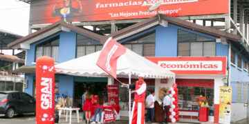 PASTAZA: Neisi Dajomes recibió premio a su destacada actuación deportiva