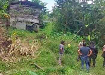 Policía encontró 4 cuerpos ahorcados en casa abandonada