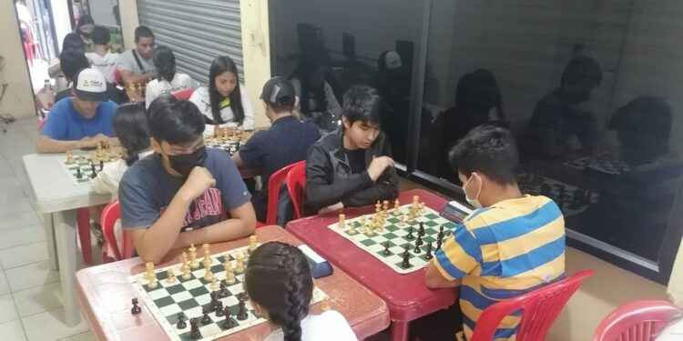 En cada competencia se eleva el nivel del ajedrez juvenil