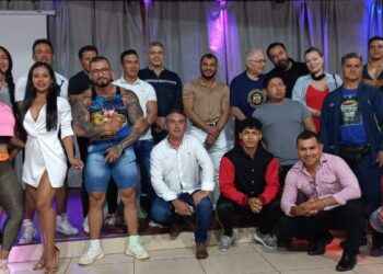 En camaradería, propietarios de gimnasios y deportistas eligieron al delegado provincial.