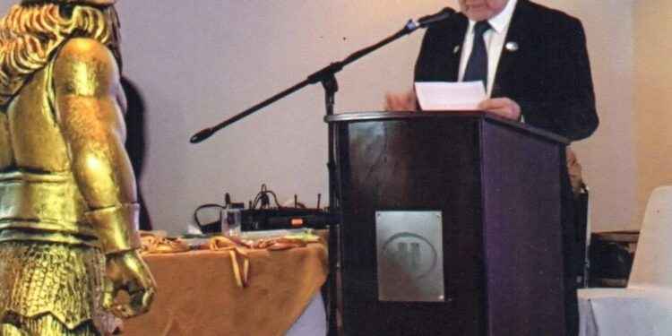 Carlos García, a sus 82 años de vida sigue transmitiendo consejos para formar campeones