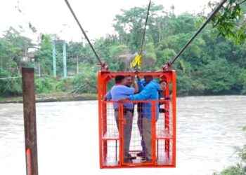 En la canastilla podrán trasladarse 4 personas con todas las seguridades.