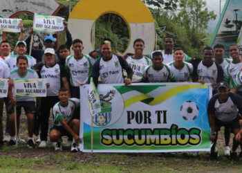Unión Manabita (Río Aguarico) realizó una caravana por la clasificación a 16vos de Copa Ecuador.