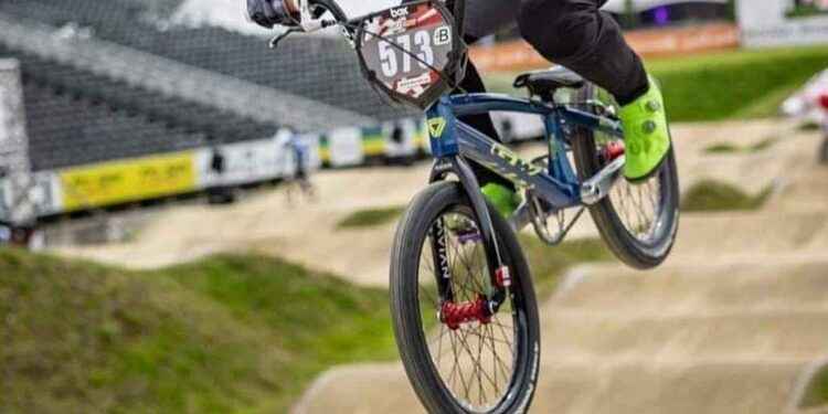 Doménica Mora y Gabriel Mora, con esfuerzo, se ganaron un puesto en la selección nacional