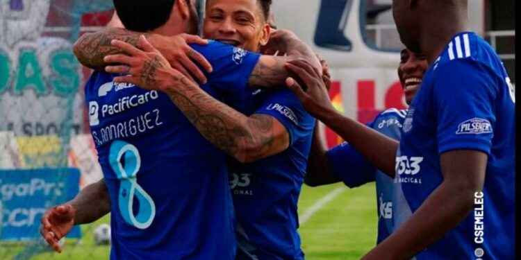 El 5 a 0 de Emelec sobre Río Aguarico demuestra la superioridad futbolística del equipo visitante.