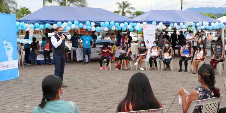 Autoridades plantean estrategias para mejorar las condiciones de vida de la población.