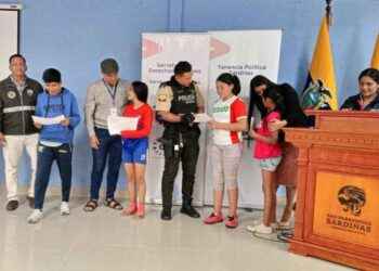 Representantes de las instituciones se unieron para impulsar la campaña a nivel provincial.