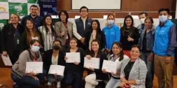 La capacitación fortalece los conocimientos de cada profesional que serán replicados a los pacientes.