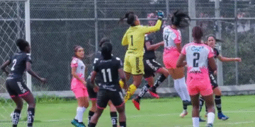 Dragonas y Ñanas no pasan del empate