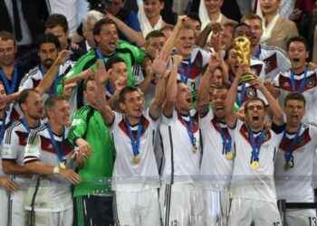 DEPORTES:  REMEMBRANZA MUNDIALISTA   Faltan 48 días para Qatar 2022