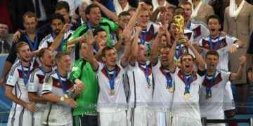 DEPORTES:  REMEMBRANZA MUNDIALISTA   Faltan 48 días para Qatar 2022