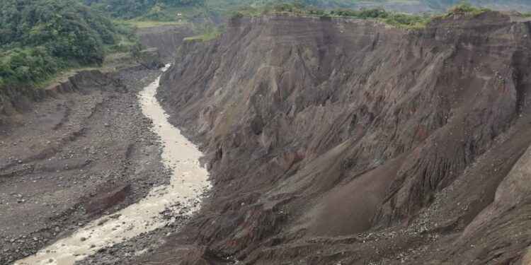 SUCUMBÍOS: REPORTAJE ESPECIAL