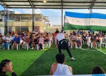 SUCUMBÍOS:  Barrio Juan Montalvo recibe cancha remodelada