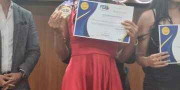 DEPORTES: NAPO-Mariel Cifuentes, reconocida a nivel nacional