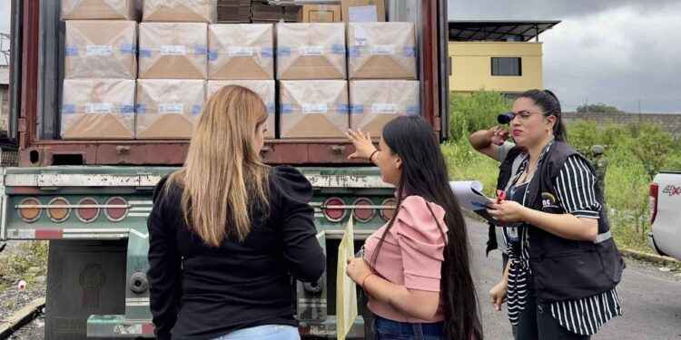 NOTA REGIONAL: Llegó material electoral a las provincias Amazónicas