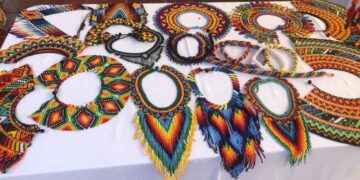 NAPO: Capacitación para emprendedores en diseño de bisutería