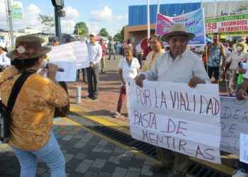 VIALIDAD < SOCIALIZACIÓN PARA CONSTRUCCIÓN VÍA, PUERTO LIBRE-PIMAMPIRO, AVANZA CON BUENOS AUGURIOS.