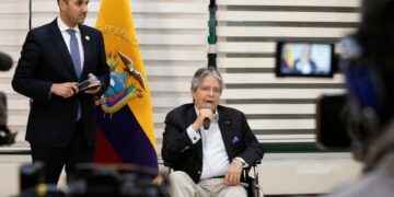 NACIONAL< EMERGENCIAS DEL PAÍS OBLIGAN AL GOBIERNO RECURRIR A MÁS ENDEUDAMIENTO