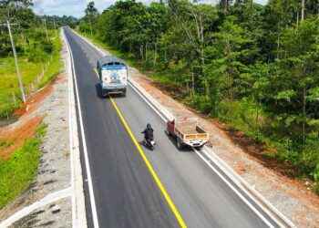 PREFECTURA DE SUCUMBÍOS CONTINÚA CON ENTREGA DE OBRAS.