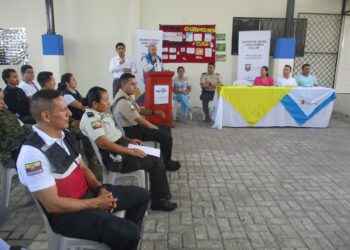 CAMPAÑA DE FUMIGACIÓN PARA PREVENIR ENFERMEDADES POR VERTORES, EN SU PRIMERA FACE