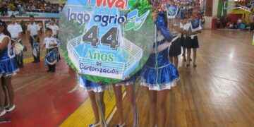 Presentación de “bandas rítmicas” de establecimientos educativos en homenaje a Lago Agrio en sus 44 años de vida cantonal