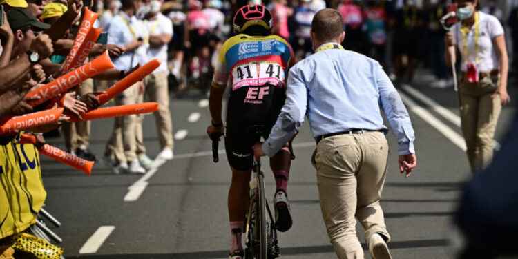 Richard Carapaz no continuará en el Tour de Francia