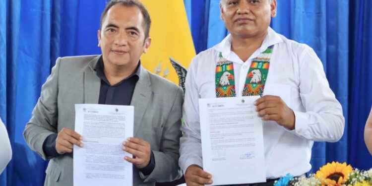 Cuyabeno celebró sus bodas de plata