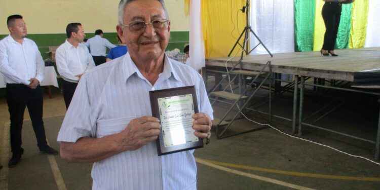 Amado Luis Eras, primer médico que llegó a Cascales y sigue atendiendo a la ciudadanía