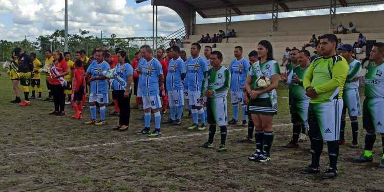 Cooperativa en Taxis Oro Negro inicia campeonato interno