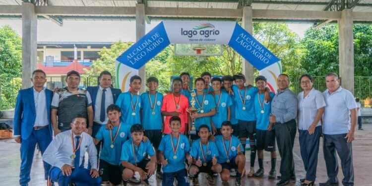 Unidad Educativa Dr. Camilo Gallegos Domínguez se corono campeón del Inter Colegial 2023.