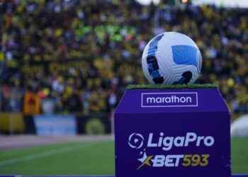 UAFE vigilara a los equipos de fútbol profesional desde enero para evitar lavado de activos.