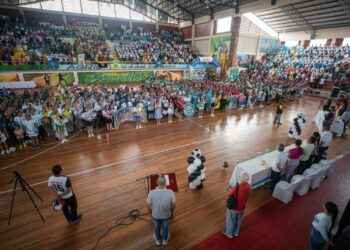 Maestro del cantón Lago Agrio inauguraron campeonato Interdocentes 2024.