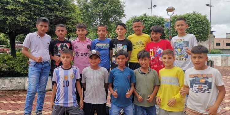 Escuelas de fútbol de Lago Agrio participaran del torneo Nacional en Rumiñahui.