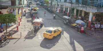 Calle Mariscal Sucre cambia de sentido en la ciudad de Nueva Loja.