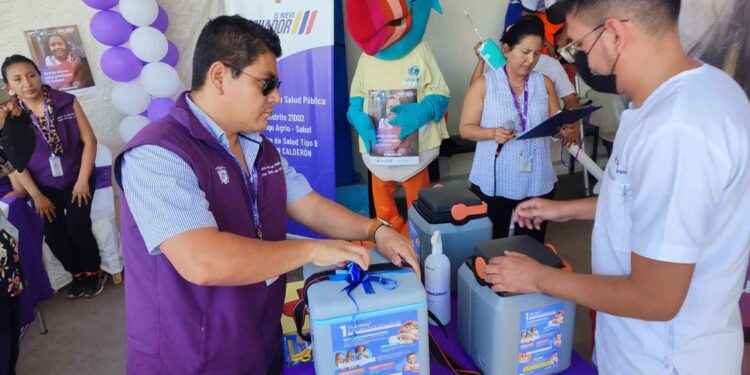 En Lago Agrio se realizó el Lanzamiento de la Semana de Vacunación.