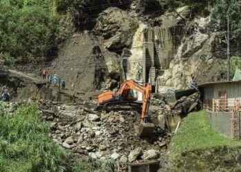 La ciudad de Baños se vio afectado por las fuertes lluvias.