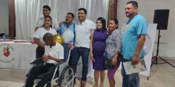 FUNAJ realizó entrega de sillas de ruedas para grupo prioritario.