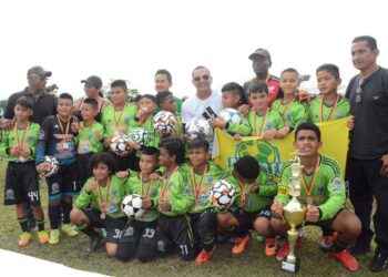 Liga Barrial Central Lago Agrio finalizo el torneo de la categoría sub – 12.